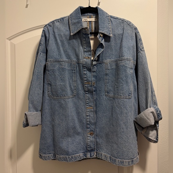 (NWT) Zara Oversized Denim Jacket - Picture 2 of 3